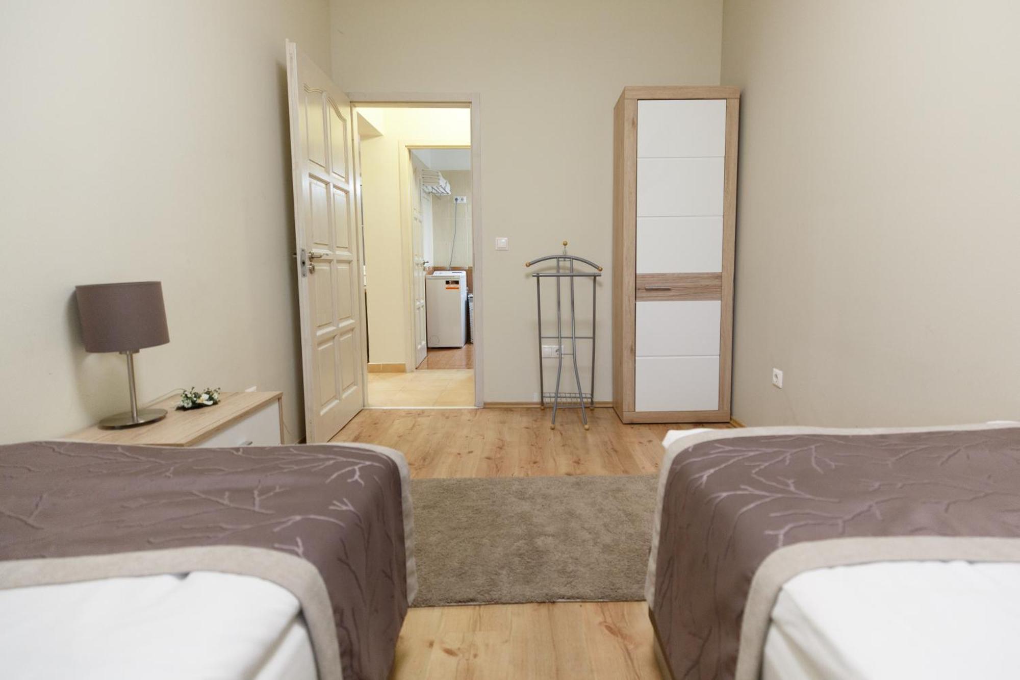 Mokka Apartments ミシュコルツ エクステリア 写真