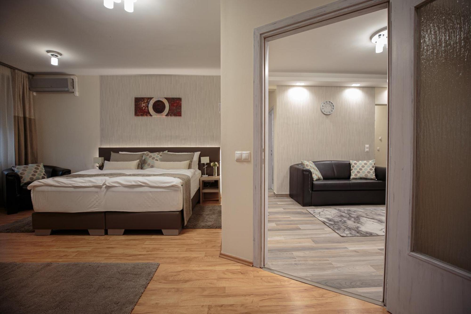 Mokka Apartments ミシュコルツ エクステリア 写真